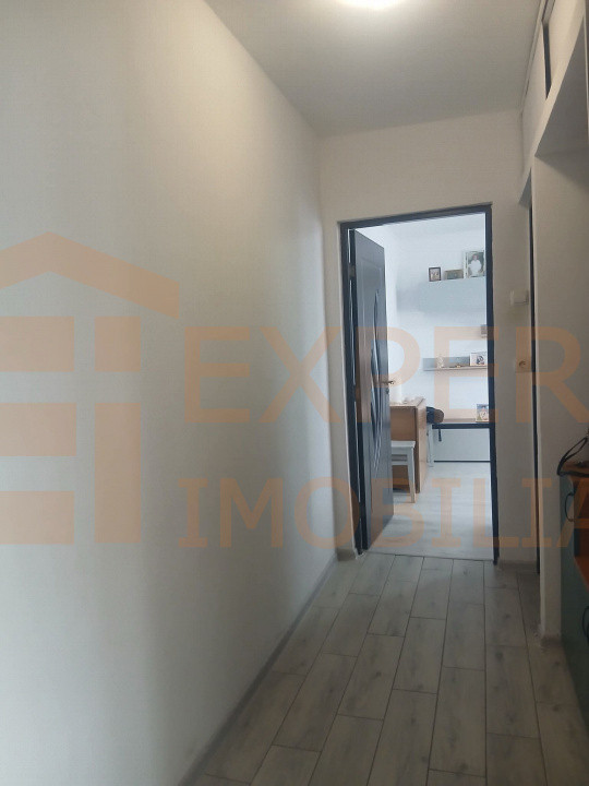 Apartament 3 camere - zona Groapa /Salvare 