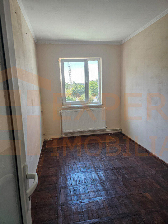 Apartament 3 camere - zona Groapa