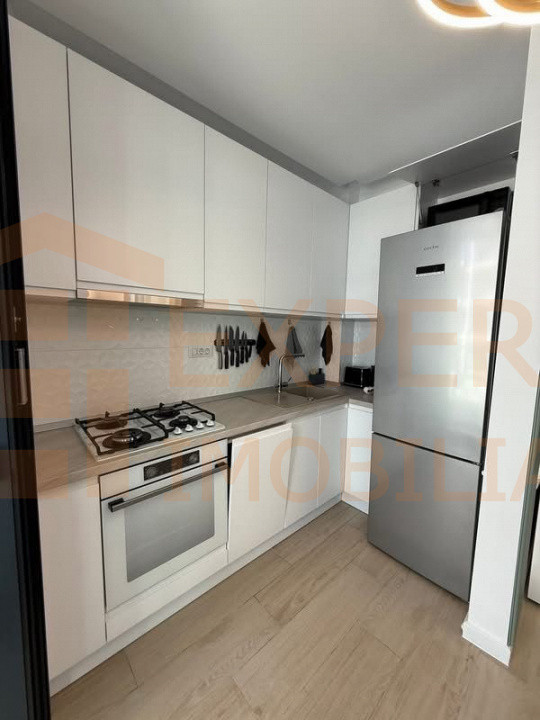 Apartament 2 camere, mobilat LUX, zona Mamaia 