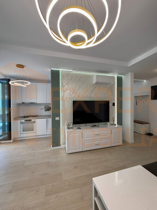 Apartament 2 camere, mobilat LUX, zona Mamaia 