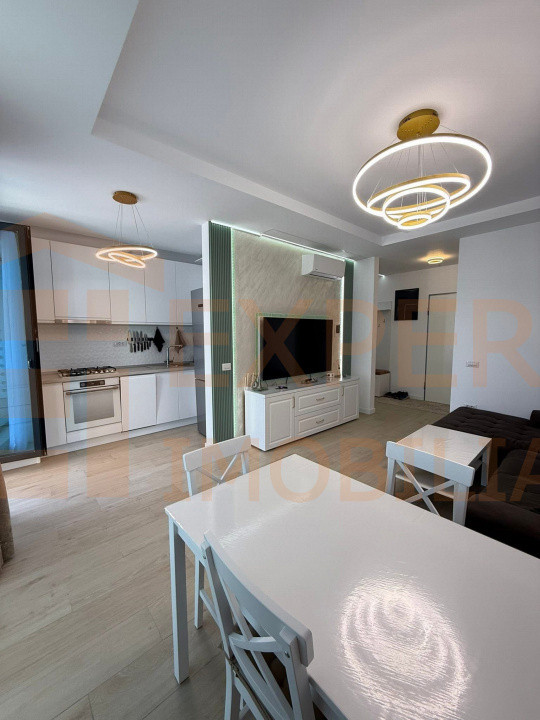 Apartament 2 camere, mobilat LUX, zona Mamaia 