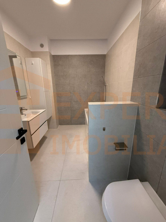 Apartament 2 camere, mobilat LUX, zona Mamaia 