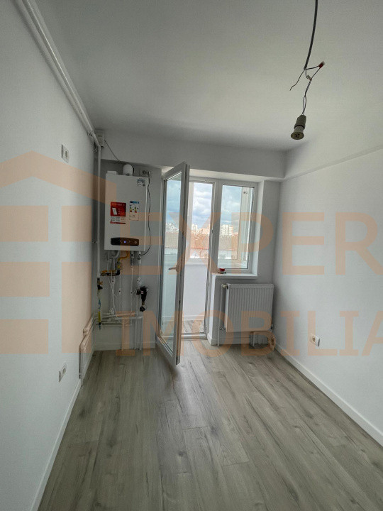 Apartament de vanzare 3 camere - Constanta Centru 