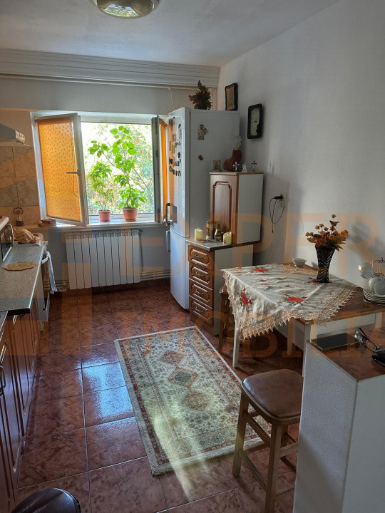 Apartament de vanzare - zona Tomis 3