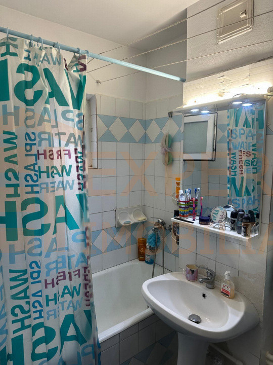 Apartament de vanzare - zona Tomis 3