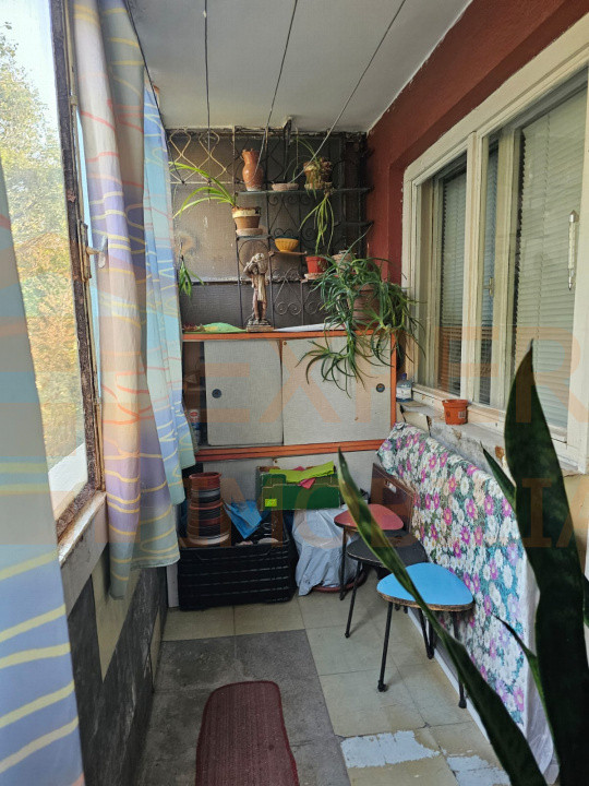 Apartament  3 camere de vanzare - Constanta Tomis 1