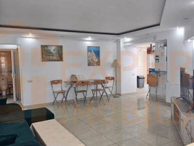 Apartament 3 camere decomanat de vanzare - Casa de Cultura Constanta 