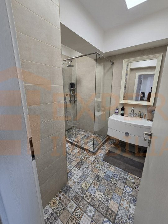 Penthouse, 3 camere decomandat de inchiriat - zona TOMIS NORD Constanta