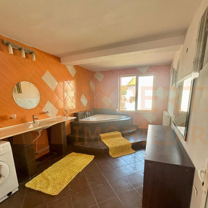 Vila D+P+1+M de vanzare - Oras Ovidiu Constanta 