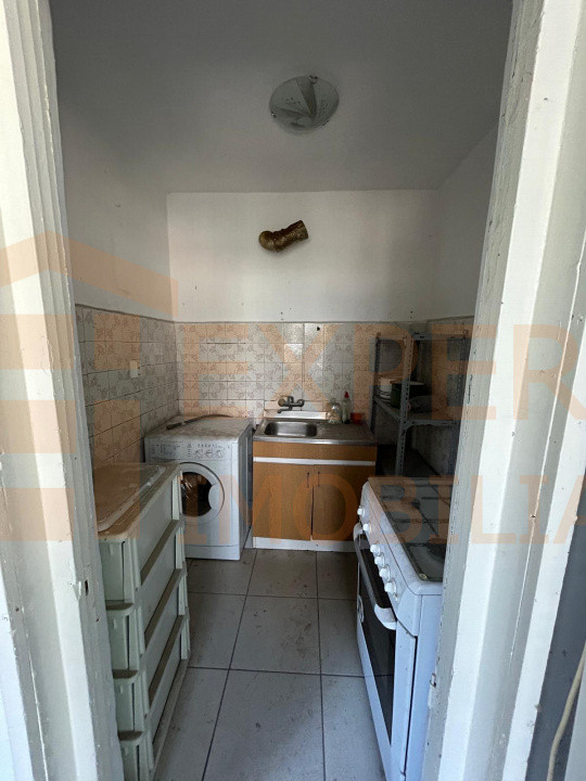 Apartament 2 camere zona Groapă