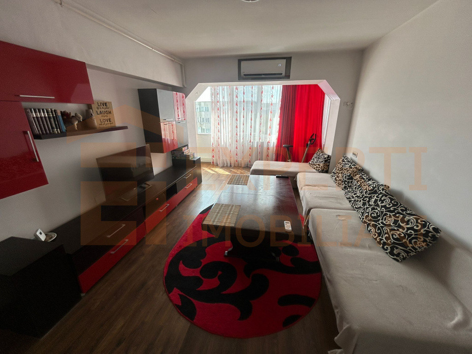 Apartament 3 camere de vanzare - zona Tomis II -Emag Constanta 