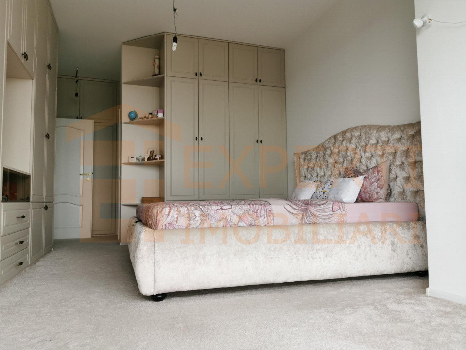Apartament 3 camere de inchiriat - zona Campus Constanta 