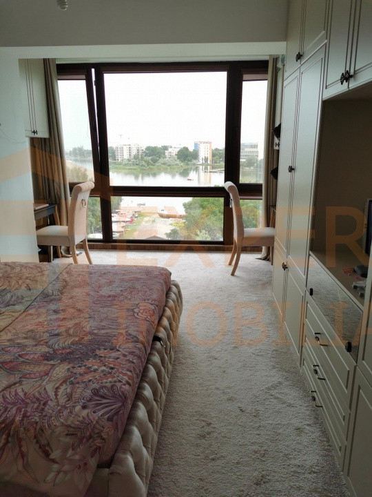 Apartament 3 camere de inchiriat - zona Campus Constanta 