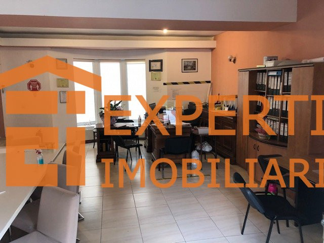 vila S+P+1+M, situata in Centru - la 2 pasi de Tomis Mall