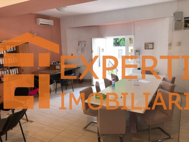vila S+P+1+M, situata in Centru - la 2 pasi de Tomis Mall