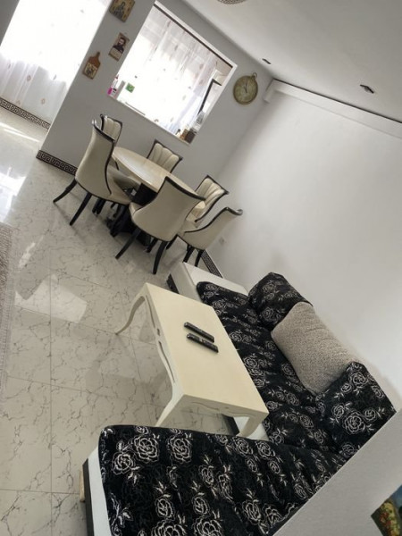  Apartament situat in zona TOMIS NORD - VIVO, compus din 3 camere