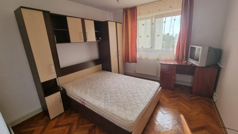 apartament situat in zona TOMIS NORD - CIRESICA