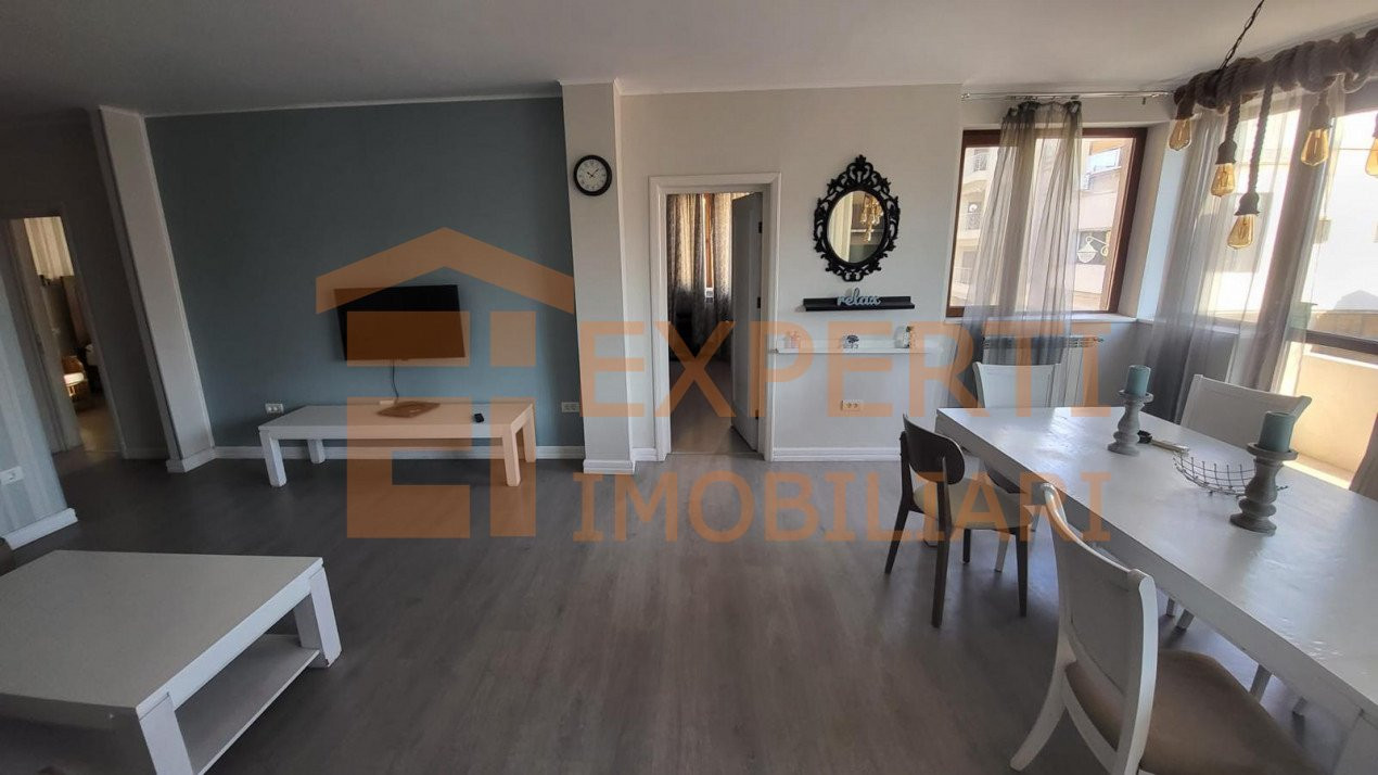 APARTAMENT situat in zona PIATA OVIDIU