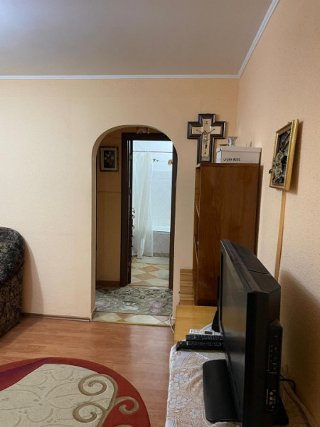 apartament situat in zona INEL I,