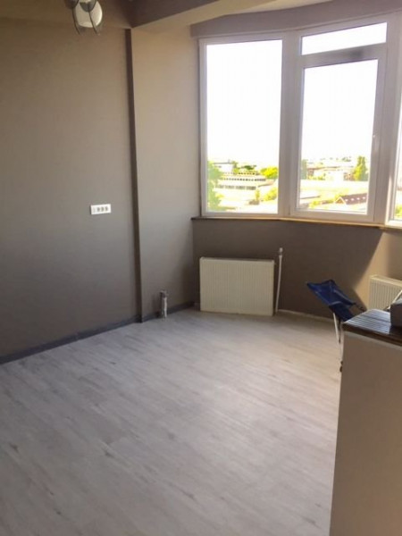 Apartament situat in zona FAR – BILLA,