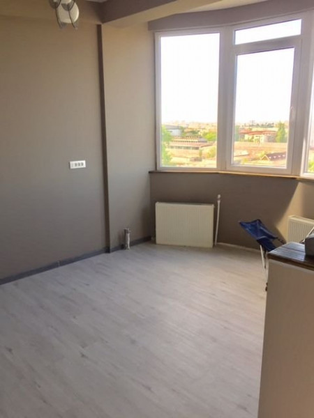 Apartament situat in zona FAR – BILLA,