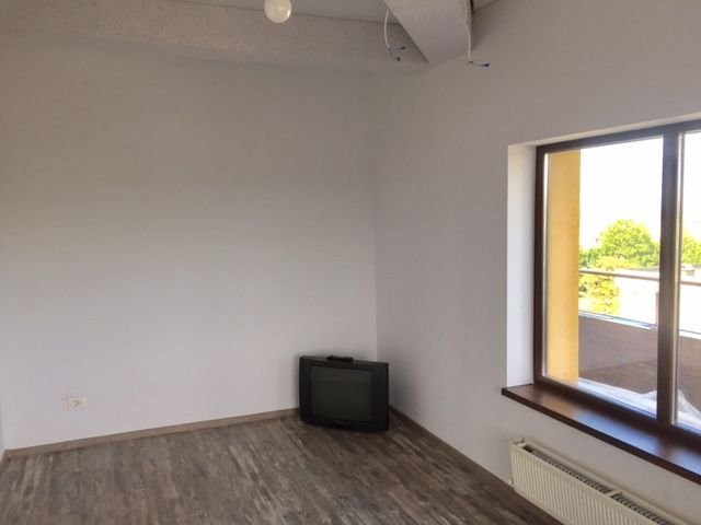 Apartament situat in zona FAR – BILLA,