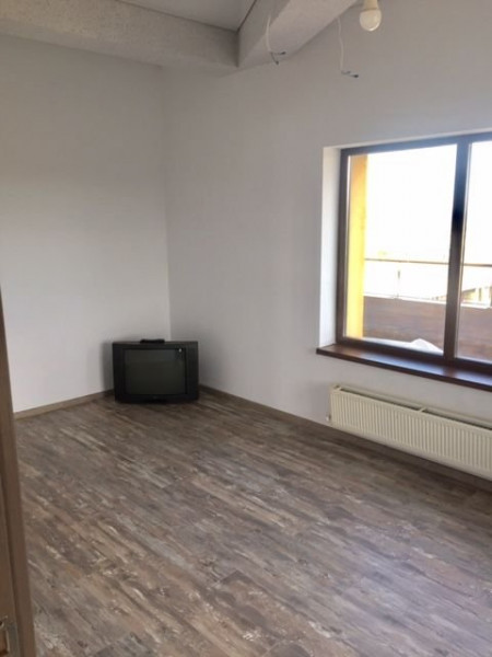 Apartament situat in zona FAR – BILLA,