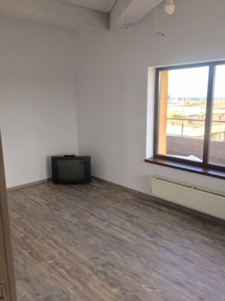 Apartament situat in zona FAR – BILLA,